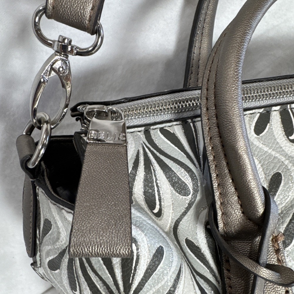 Boho Relic Paisley Paisley Crossbody Satchel Hand Bag Purse Metallic Sparkle - Picture 4 of 10
